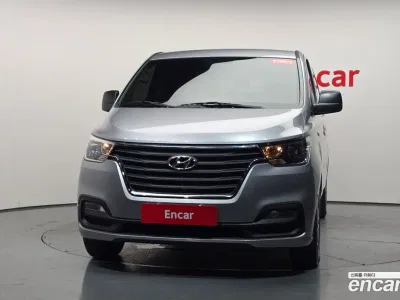 2021 Hyundai Starex Van 3-Seater, фото 2, лот 10372060