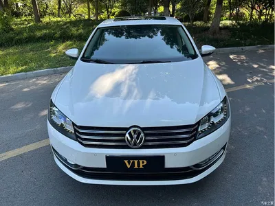 2011 Volkswagen Passat 1.8TSI DSG Royal Edition, фото 4, лот 10442307
