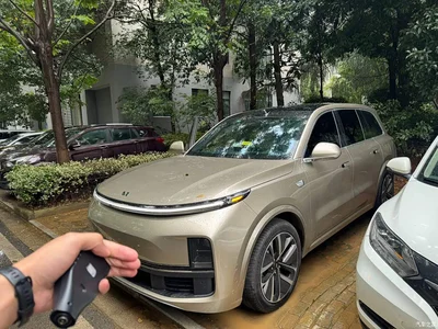 2022 Li Auto Li Xiang L9 Max, фото 2, лот 11062547