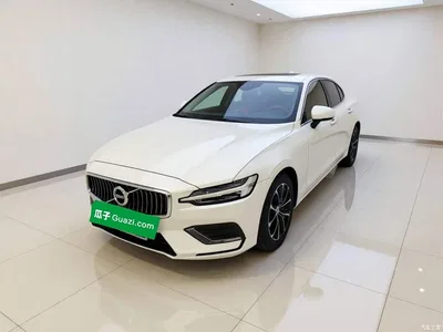 2021 Volvo S60 T4 Smart Elite Luxury, фото 1, лот 11195115