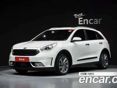 2017 Kia Niro Noblesse, фото 1, лот 10026068