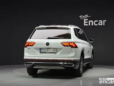 2023 Volkswagen Tiguan 2.0 TSI Prestige, фото 4, лот 10130272