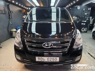 2017 Hyundai Starex 5-Seater VAN, фото 1, лот 10211238