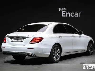 2019 Mercedes-Benz E-Class E300 4MATIC Avnatgarde, фото 2, лот 10166368