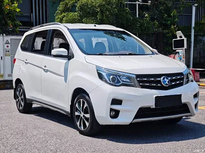 2017 Venucia M50V 1.6L XL CVT Luxury, фото 3, лот 11166324