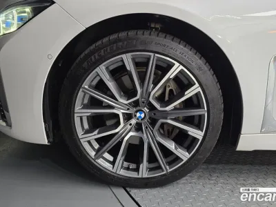 2021 BMW 7-Series 740Li xDrive M Sport Package, фото 4, лот 10049019