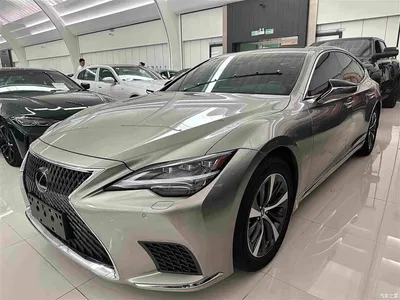 2021 Lexus LS 500h Excellence Edition, фото 2, лот 10819430