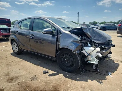 2015 TOYOTA PRIUS C ONE, фото 4, лот 10550231