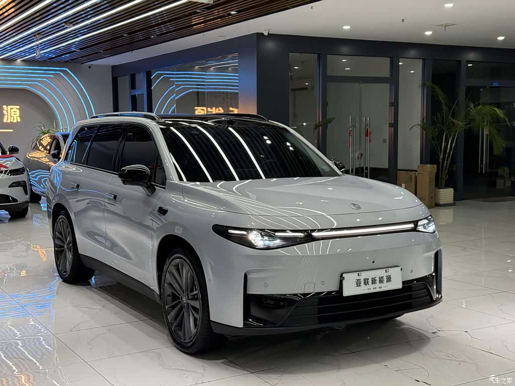 2026 Leapmotor C16 Model Year EV 630 LiDAR Premium Edition 6-Seater, фото 3, лот 11103201