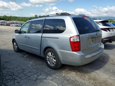 2008 KIA SEDONA LX, фото 2, лот 10779449