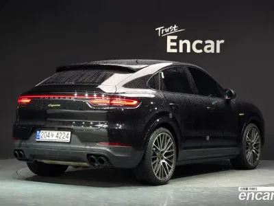 2023 Porsche Cayenne 3.0 E-Hybrid Coupe, фото 2, лот 10103299