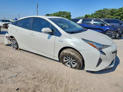 2016 TOYOTA PRIUS FOUR, фото 4, лот 10539985