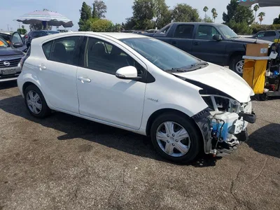 2015 TOYOTA PRIUS C TWO, фото 4, лот 10533500