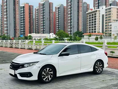 2016 Honda Civic 220TURBO CVT Luxury Edition, фото 1, лот 10400373