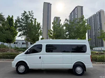 2023 SAIC Maxus Xintu V80 2.0T PLUS Manual All-round King Long Wheelbase Medium Roof 6/7/8/9-seater, фото 4, лот 11160676