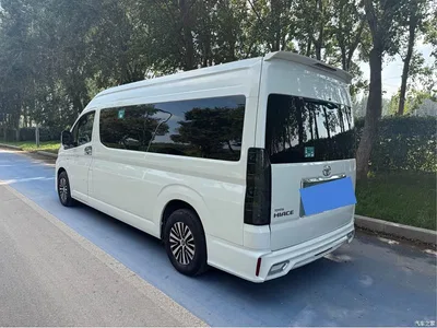 2023 Toyota Hiace, фото 4, лот 10386193