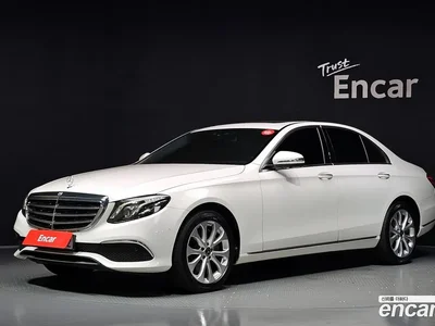 2018 Mercedes-Benz E-Class E300 4MATIC Exclusive, фото 1, лот 10163118