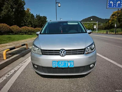 2015 Volkswagen Touran 1.4T Manual Trend Edition 5-seater, фото 3, лот 10475560
