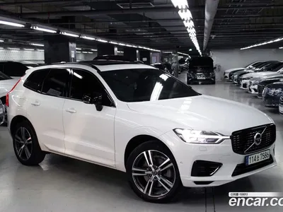2021 Volvo XC60 T8 R-Design, фото 1, лот 10125862