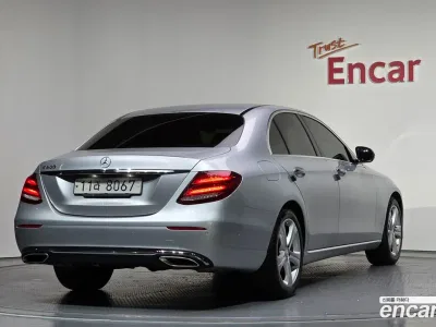 2017 Mercedes-Benz E-Class E200 Avantgarde, фото 1, лот 10066975