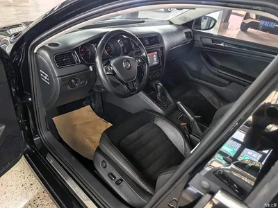2015 Volkswagen Sagitar 230TSI Automatic Luxury, фото 4, лот 10955616