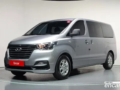 2019 Hyundai Starex Van 5-Seater, фото 1, лот 10405953