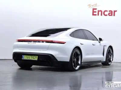 2024 Porsche Taycan GTS, фото 2, лот 10170552