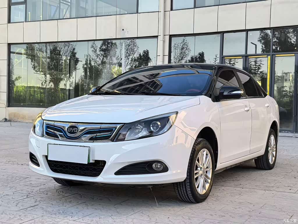 2018 BYD e5 450 Connected Enjoyment, фото 1, лот 10249901