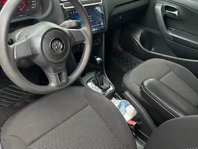 2013 Volkswagen Polo 1.4L Automatic Comfort Edition, фото 2, лот 10464689