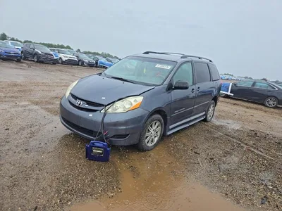 2010 TOYOTA SIENNA LE 8-PASSENGER, фото 2, лот 10984381