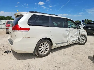 2011 TOYOTA SIENNA, фото 3, лот 10545496