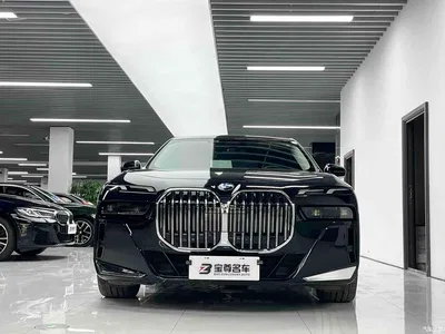 2023 BMW 7 Series Model 735Li M Sport Package, фото 2, лот 10237742