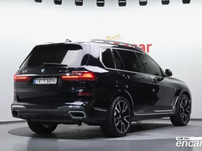 2021 BMW X7 xDrive 40i M Sport 6STR, фото 2, лот 10113067