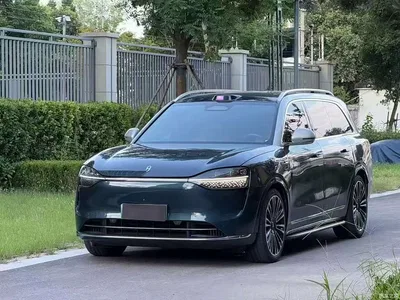 2024 AITO Wenjie AITO M9 Range Extender Max Edition 42kWh 6-seater, фото 1, лот 10276527