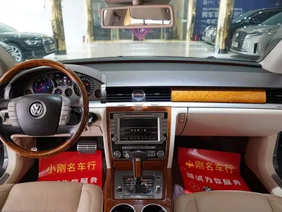 2011 Volkswagen Phaeton 3.6L V6 5-Seater Extended Comfort, фото 4, лот 10403766