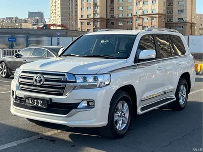 2016 Toyota Land Cruiser 4.6L Automatic VX, фото 1, лот 10570743