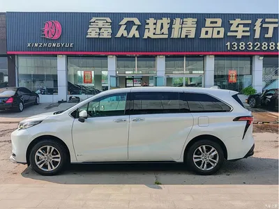2024 Toyota Sienna 2.5L Hybrid 4WD Premium Edition, фото 3, лот 10764863