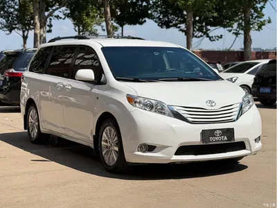2015 Toyota Sienna, фото 3, лот 10476528