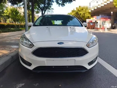 2015 Ford Focus Hatchback 1.6L Automatic Comfort, фото 3, лот 10306951