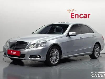 2010 Mercedes-Benz E-Class E300 Elegance, фото 1, лот 10527299