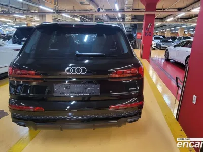 2026 Audi Q7 50 TDI Quattro Premium, фото 4, лот 10160668