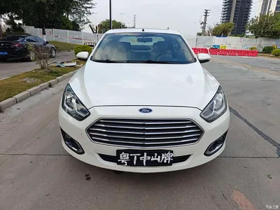2015 Ford Escort 1.5L Automatic Fashion, фото 2, лот 10281250