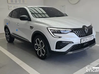 2025 Renault Arkana 1.6 E-TECH Iconic, фото 3, лот 10099011